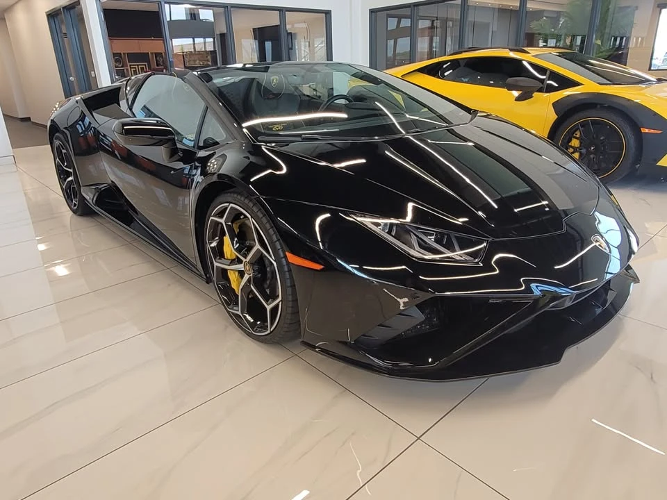 2023 Lamborghini Huracan - Image 4 of 9