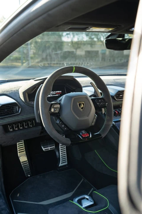 2023 Lamborghini Huracan - Image 3 of 5