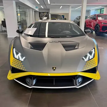 2023 Lamborghini Huracan STO
