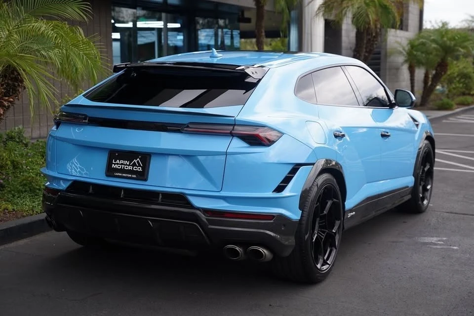 2023 Lamborghini Urus - Image 7 of 20