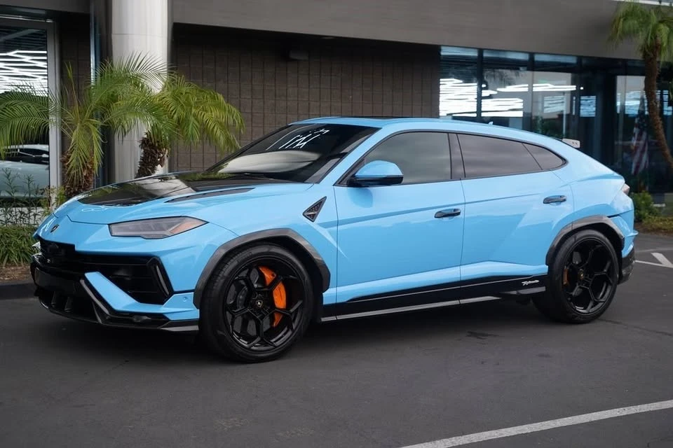 2023 Lamborghini Urus - Image 3 of 20