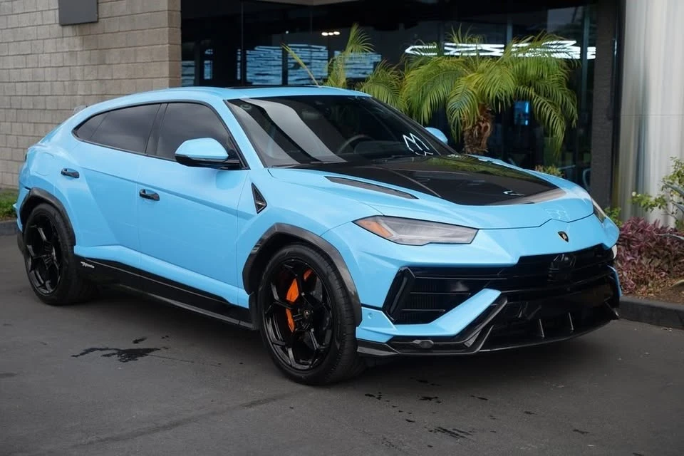 2023 Lamborghini Urus - Image 11 of 20