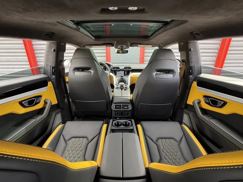 2023 Lamborghini Urus - Image 14 of 19
