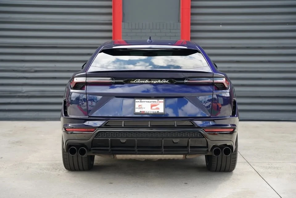 2023 Lamborghini Urus - Image 8 of 19