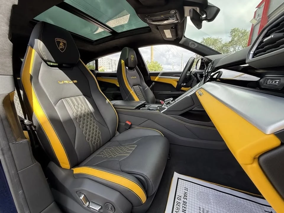 2023 Lamborghini Urus - Image 17 of 19