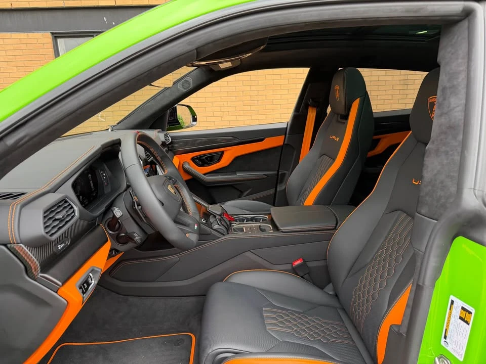 2023 Lamborghini Urus - Image 10 of 20