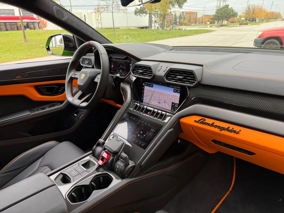 2023 Lamborghini Urus - Image 14 of 20