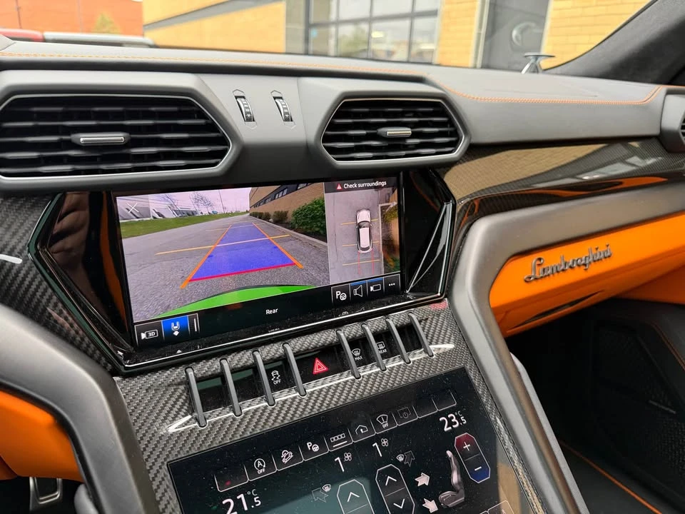 2023 Lamborghini Urus - Image 16 of 20