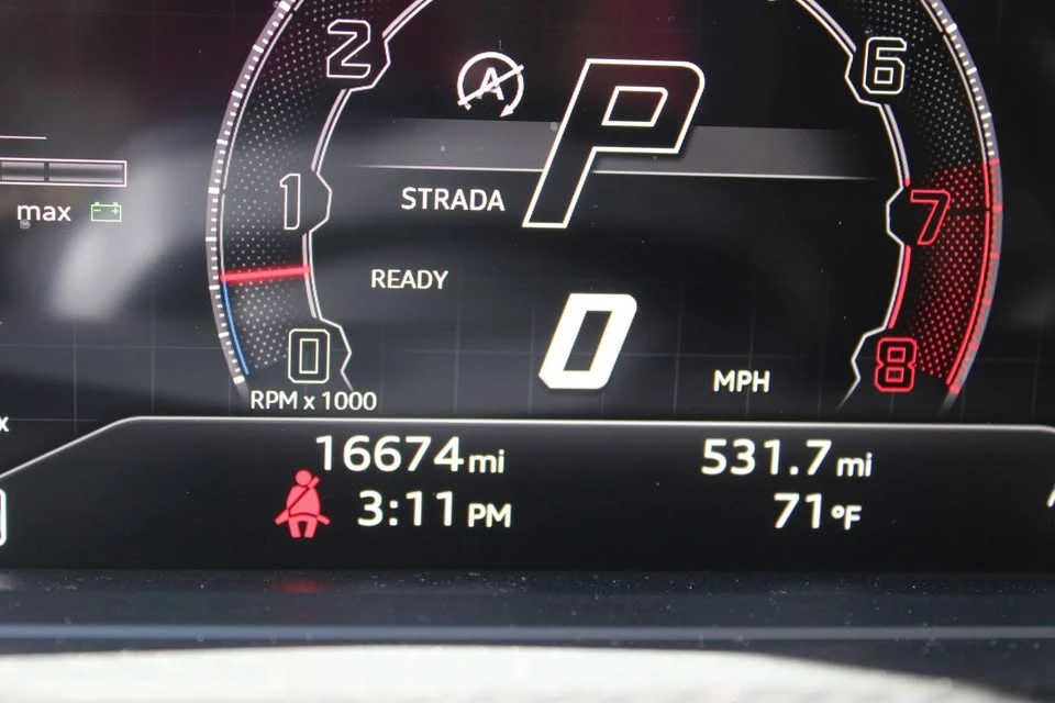2023 Lamborghini Urus - Image 9 of 18
