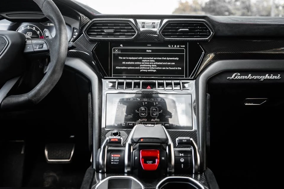 2023 Lamborghini Urus - Image 9 of 20