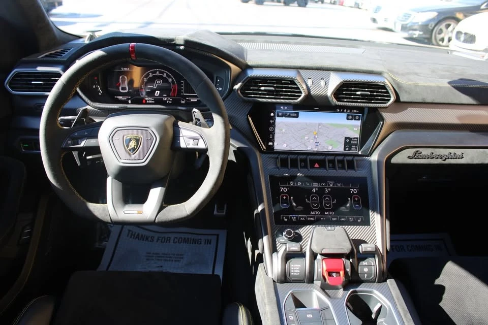 2023 Lamborghini Urus - Image 4 of 18