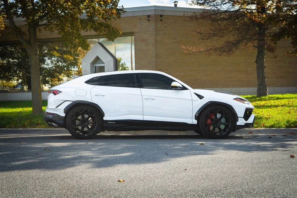 2023 Lamborghini Urus - Image 4 of 20