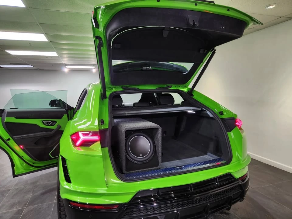 2023 Lamborghini Urus - Image 16 of 18