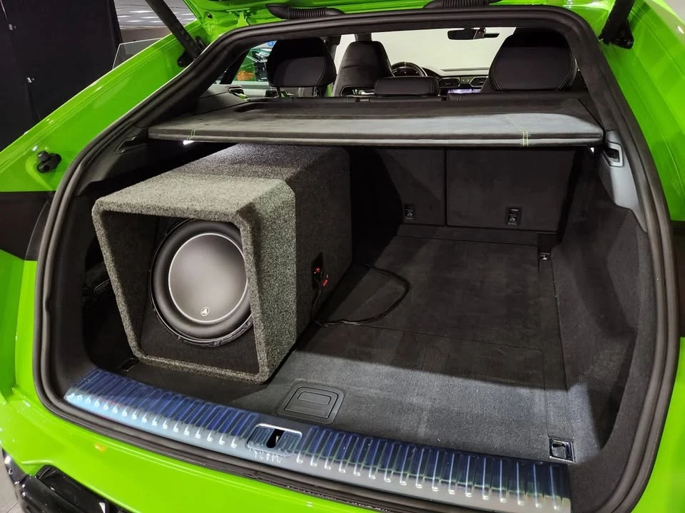 2023 Lamborghini Urus - Image 17 of 18