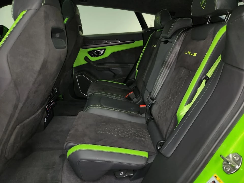 2023 Lamborghini Urus - Image 15 of 18