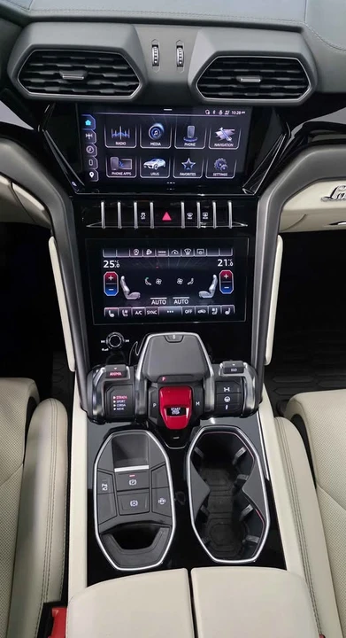 2023 Lamborghini Urus S - Image 9 of 17