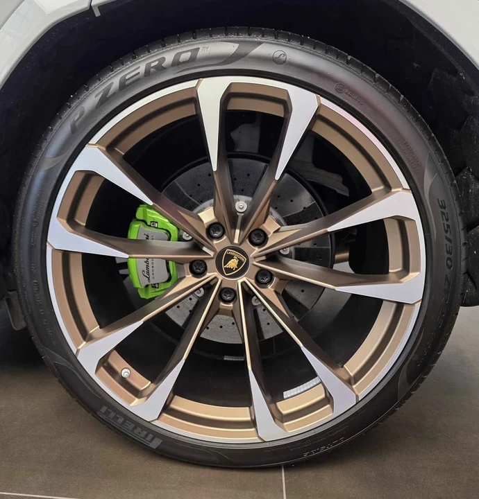 2023 Lamborghini Urus S - Image 15 of 17