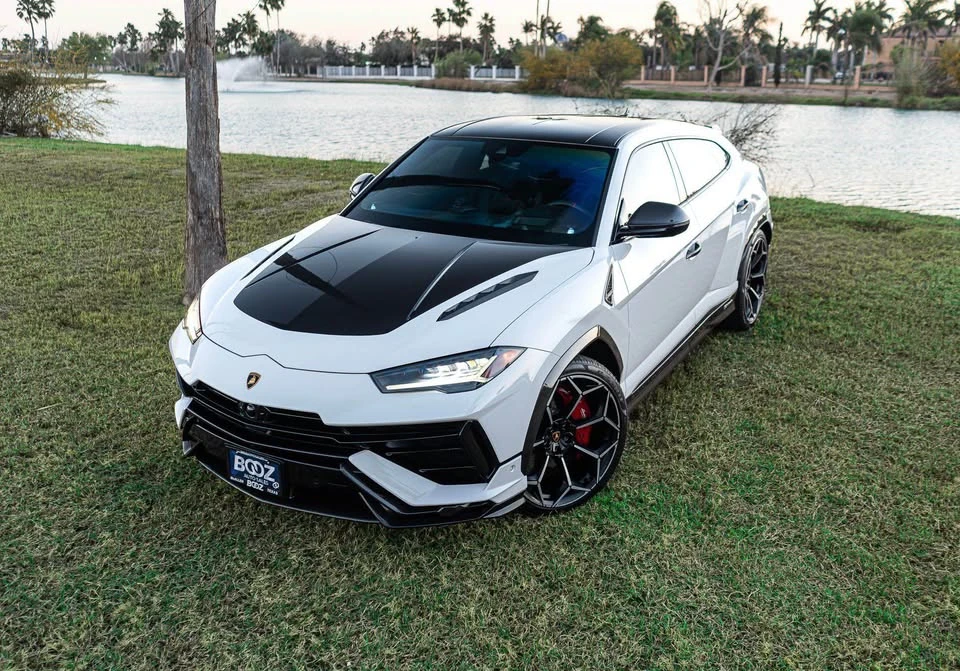 2023 Lamborghini Urus Performante - Image 4 of 20