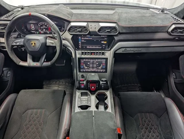 2023 Lamborghini Urus Performante - Image 11 of 12