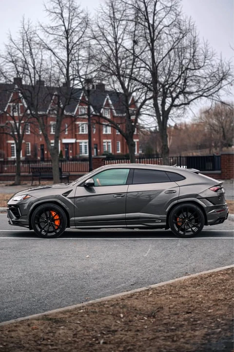 2023 Lamborghini Urus - Image 8 of 19