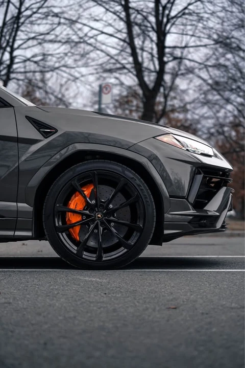 2023 Lamborghini Urus - Image 6 of 19