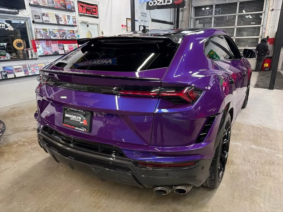 2023 Lamborghini Urus Performante - Image 4 of 14