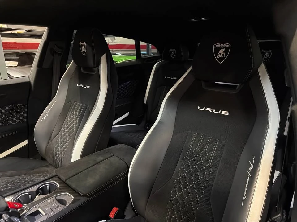 2023 Lamborghini Urus Performante - Image 9 of 14