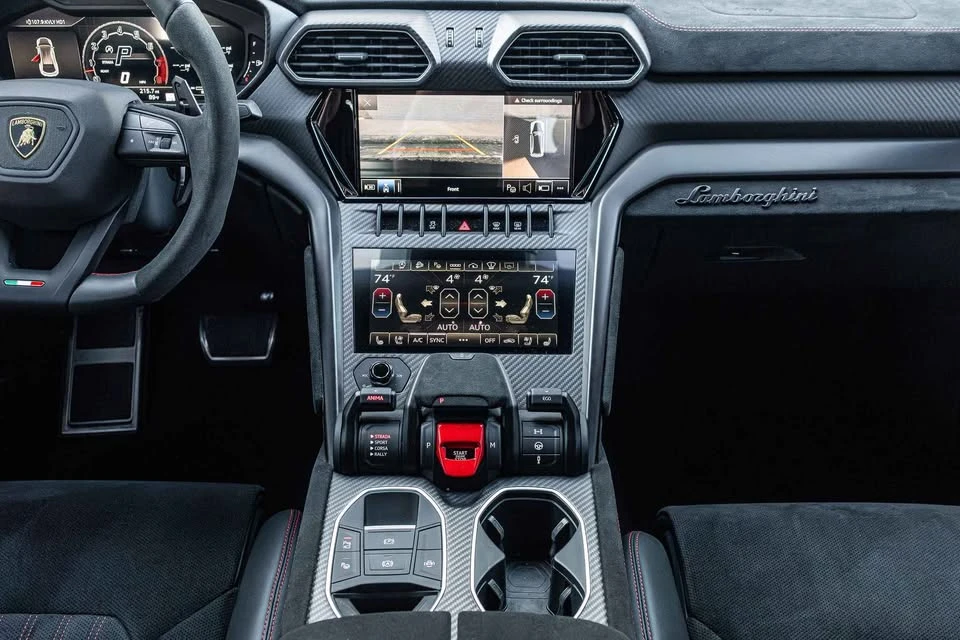 2023 Lamborghini Urus Performante - Image 14 of 18