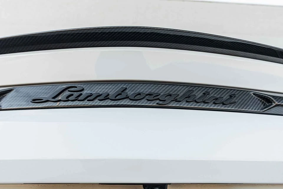 2023 Lamborghini Urus Performante - Image 20 of 20