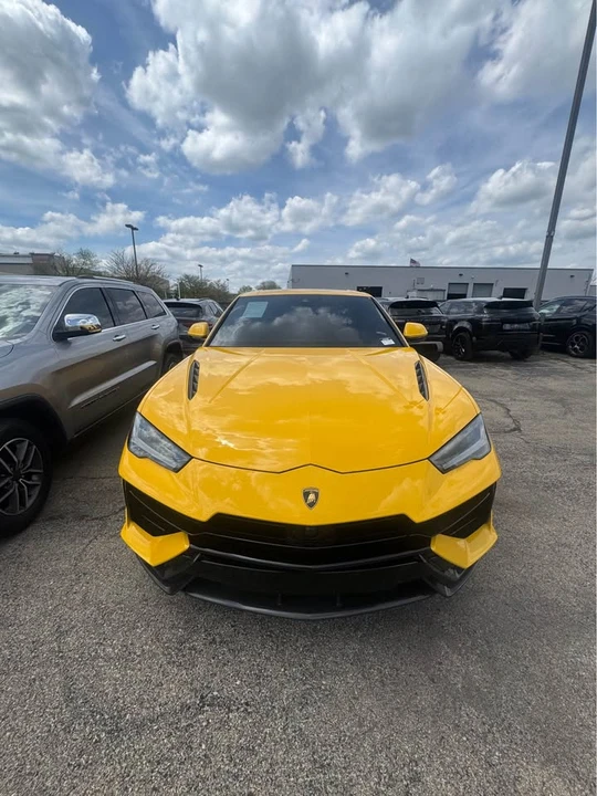 2023 Lamborghini Urus Performante - Image 2 of 16