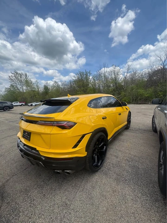 2023 Lamborghini Urus Performante - Image 6 of 16