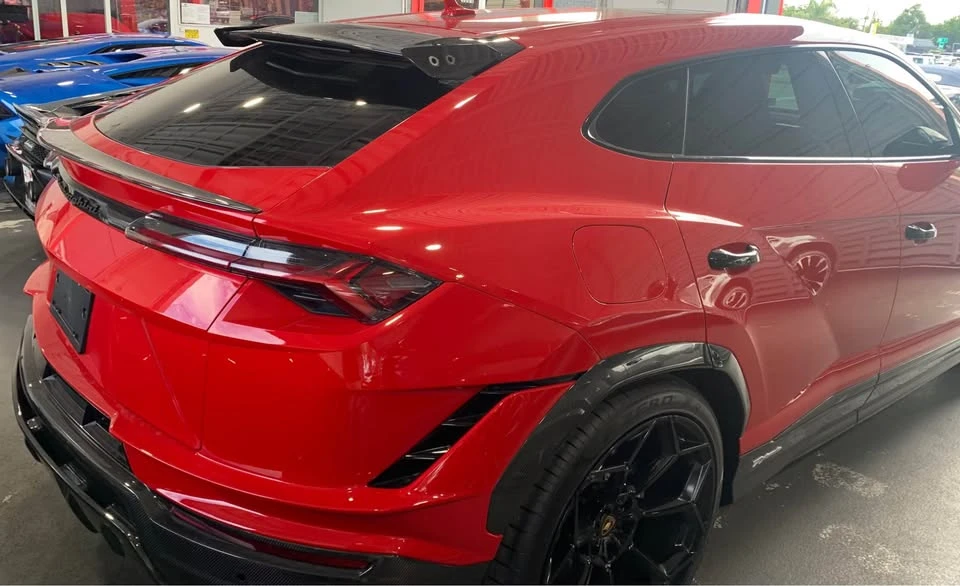 2023 Lamborghini Urus Performante - Image 7 of 7