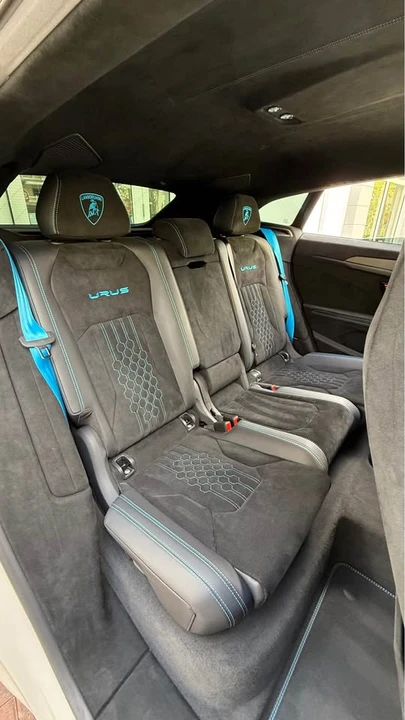 2023 Lamborghini Urus - Image 9 of 9