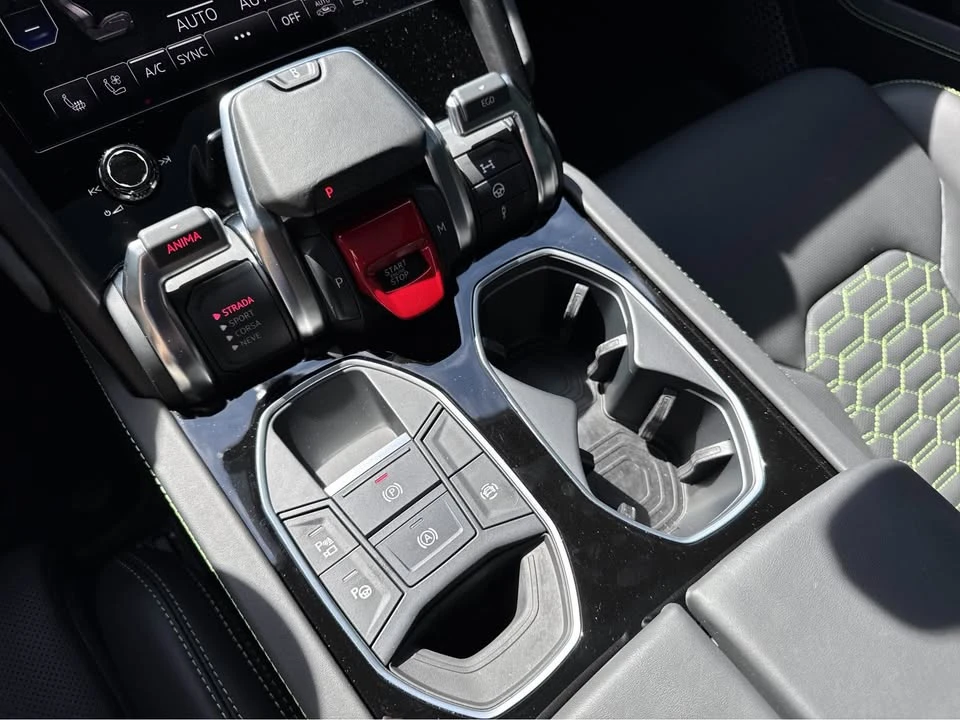 2023 Lamborghini Urus S - Image 16 of 19