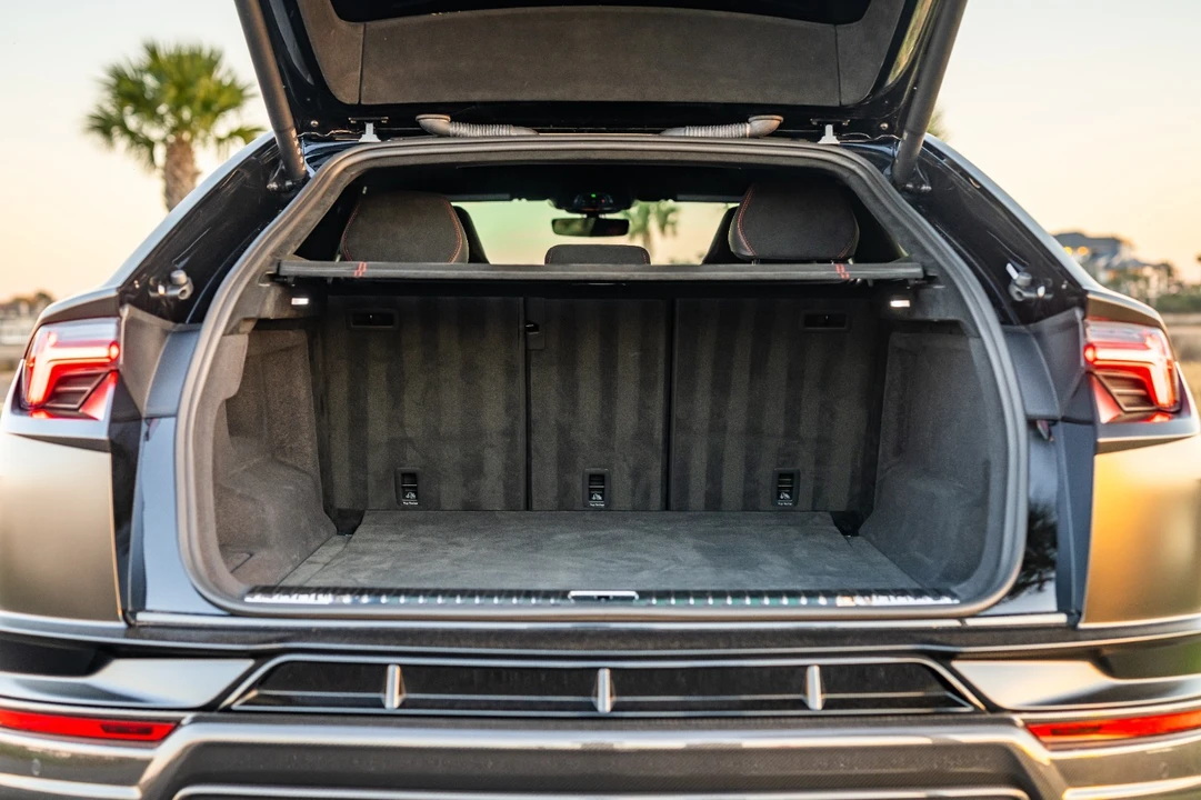 2023 Lamborghini Urus - Image 9 of 21
