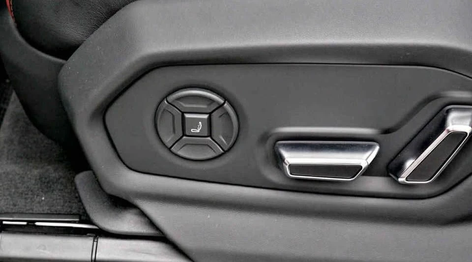 2023 Lamborghini Urus - Image 12 of 20