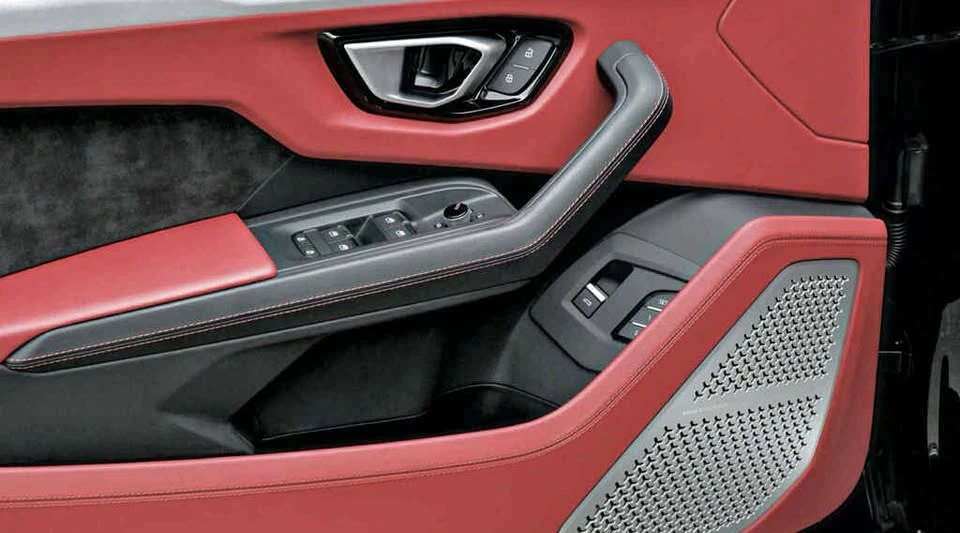 2023 Lamborghini Urus - Image 17 of 20