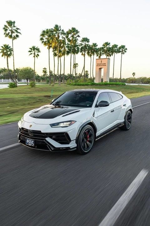 2023 Lamborghini Urus Performante - Image 4 of 20