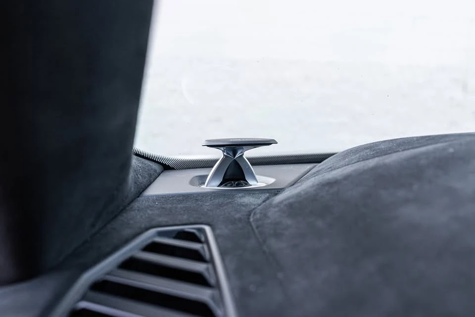 2023 Lamborghini Urus Performante - Image 18 of 20