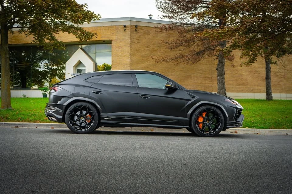 2023 Lamborghini Urus Performante - Image 3 of 20