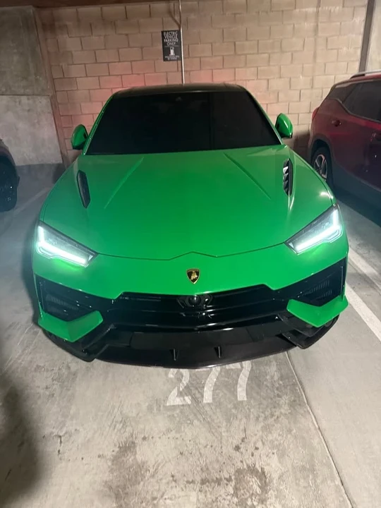 2023 Lamborghini Urus Performante - Image 2 of 5