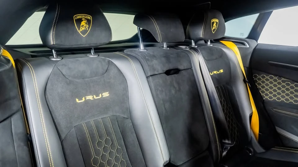 2023 Lamborghini Urus Performante - Image 11 of 11