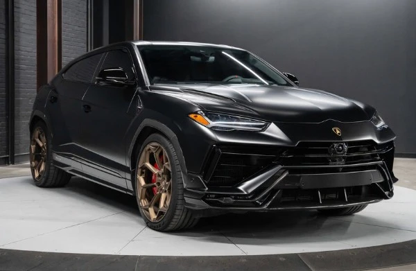 2023 Lamborghini Urus Performante - Image 2 of 8