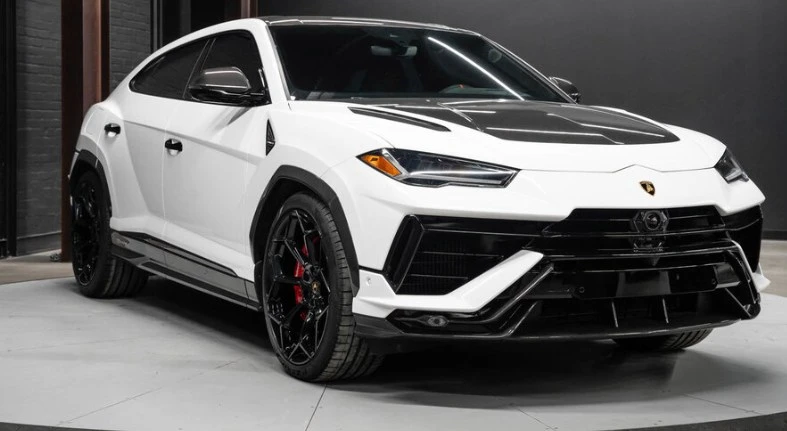 2023 Lamborghini Urus Performante - Image 2 of 8