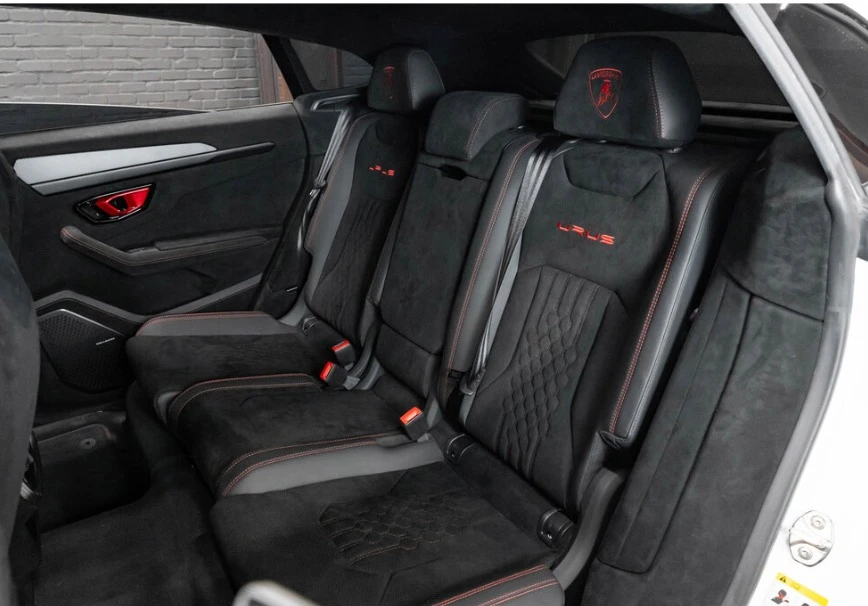 2023 Lamborghini Urus Performante - Image 6 of 8