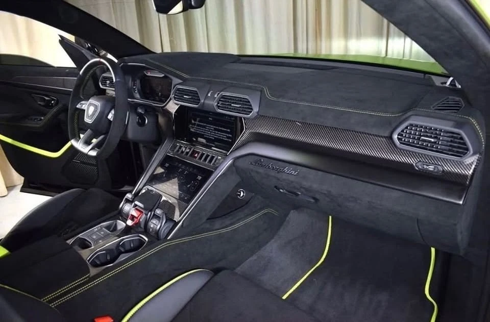 2023 Lamborghini Urus Performante - Image 10 of 19