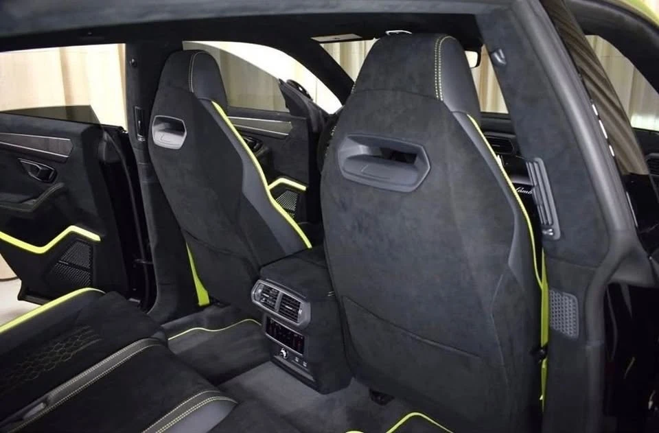 2023 Lamborghini Urus Performante - Image 12 of 19