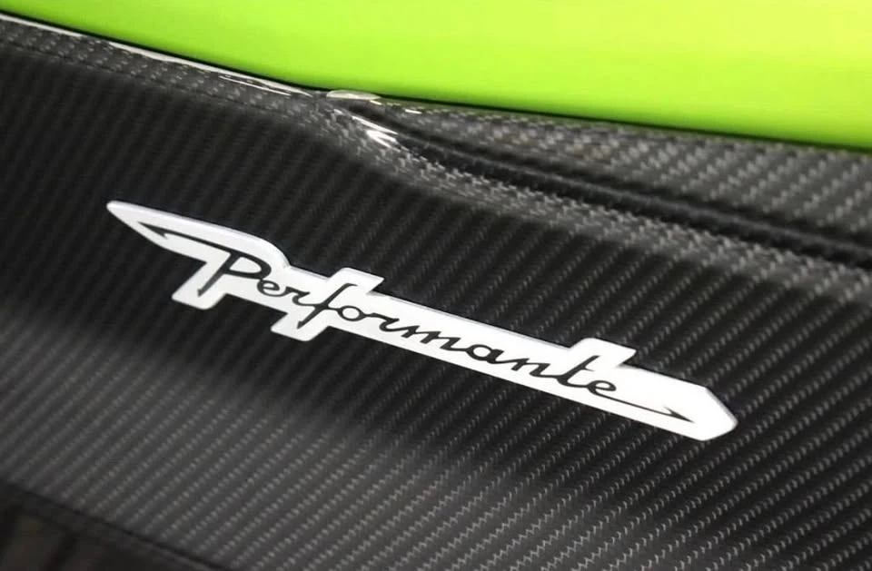 2023 Lamborghini Urus Performante - Image 14 of 19