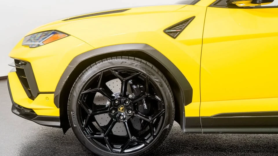2023 Lamborghini Urus Performante - Image 6 of 20