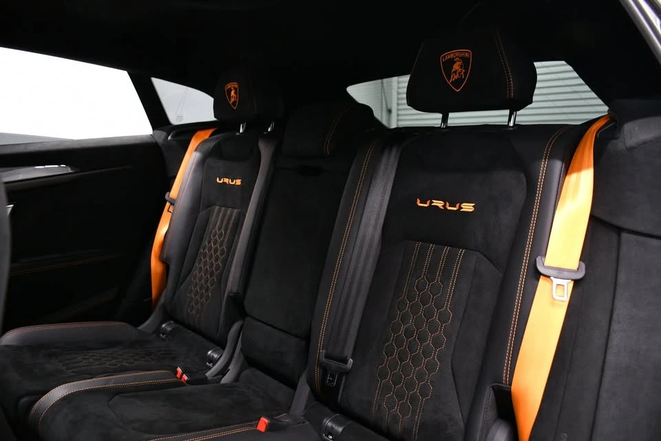 2023 Lamborghini Urus Performante - Image 20 of 20